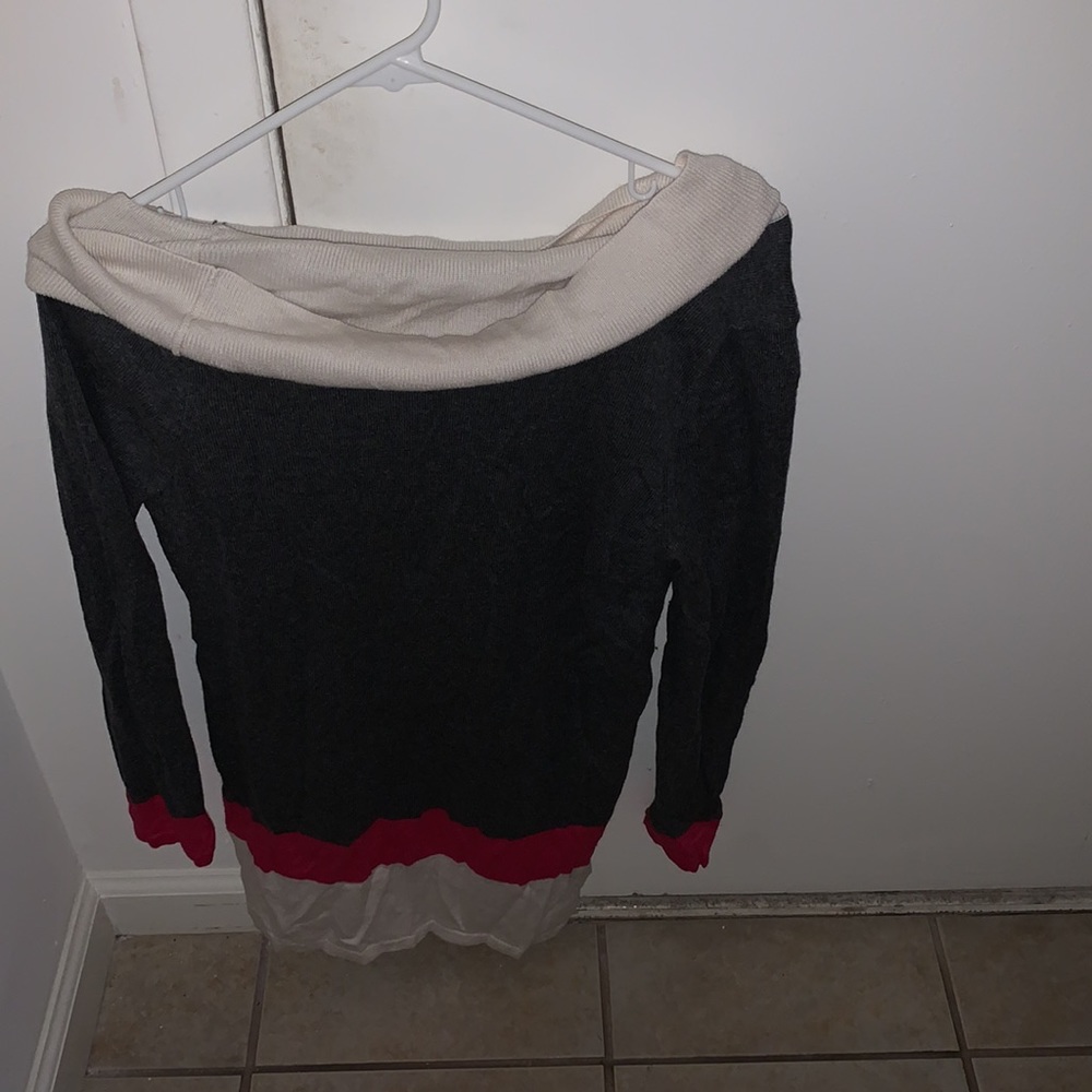 Long sleeve shirt gray pink white size small - Picture 2 of 2